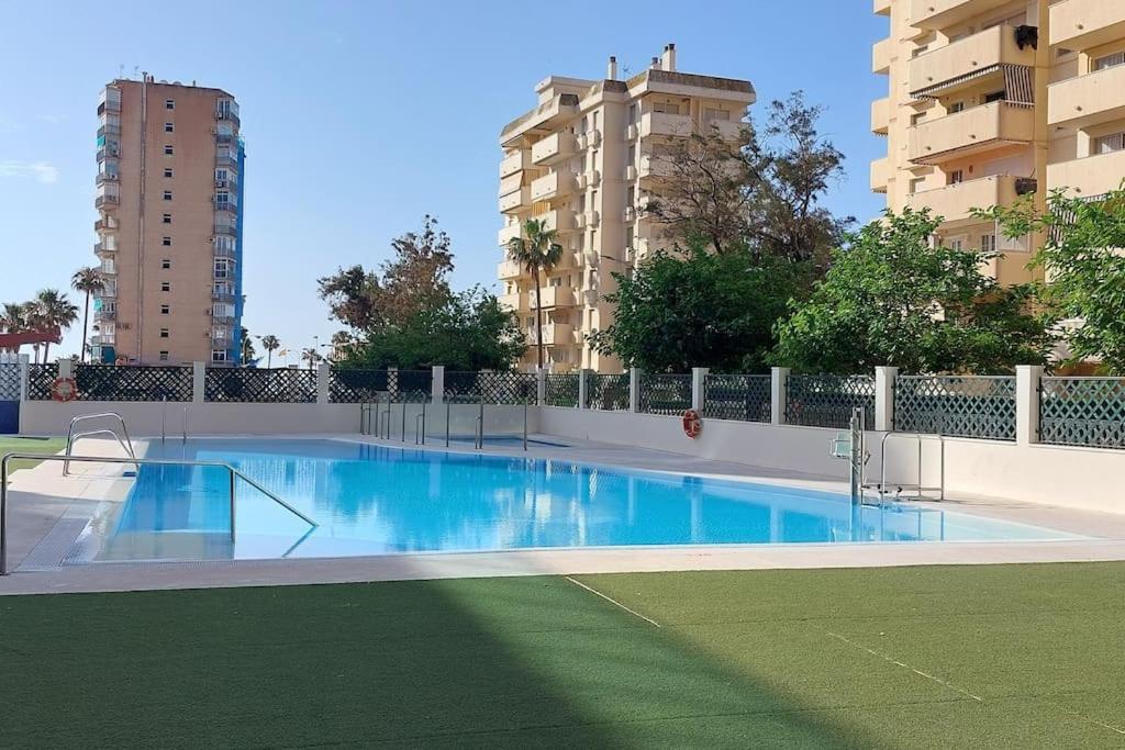 Ferienwohnung Elegante Alojamiento Con Piscina A 200 M Del Mar. Benalmádena Exterior foto